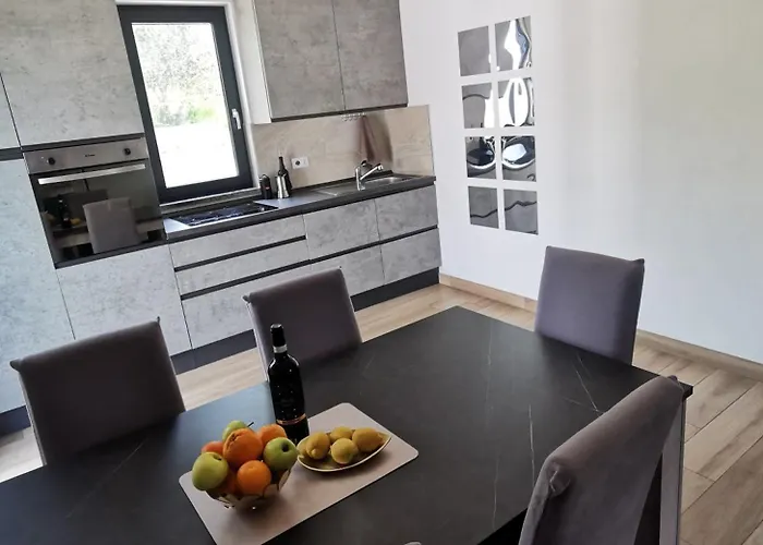Casa Marta 11